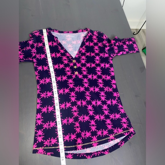 Lilly Pulitzer Janelle top in Get Hoppy - Picture 5 of 6